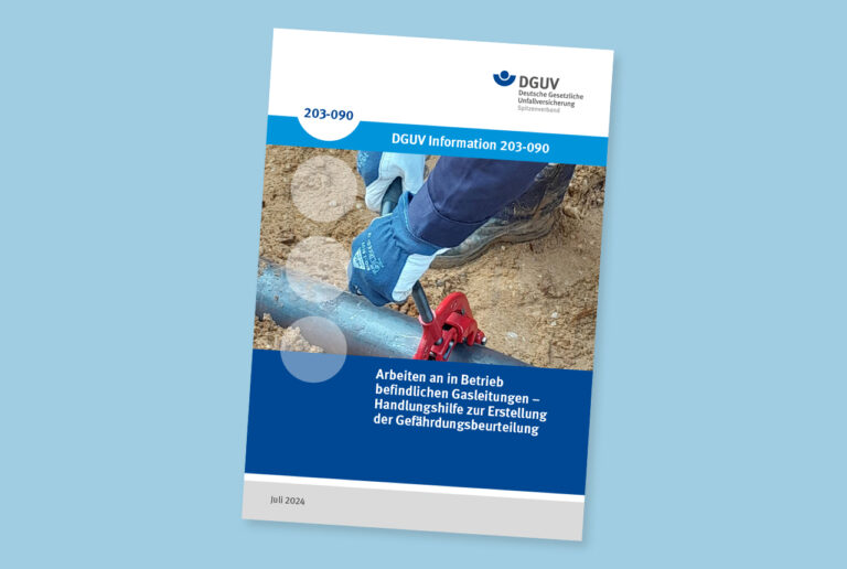 Titel der Broschüre DGUV Infomation 203-090 - Arbeiten an in Betrieb befindlichen Gasleitungen