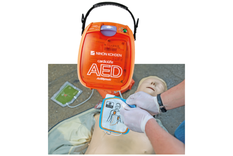 Die Anschaffung eines automatisierten externen Defibrillators (AED) ist für Unternehmen nicht verpflichtend, aber unter Umständen sinnvoll.